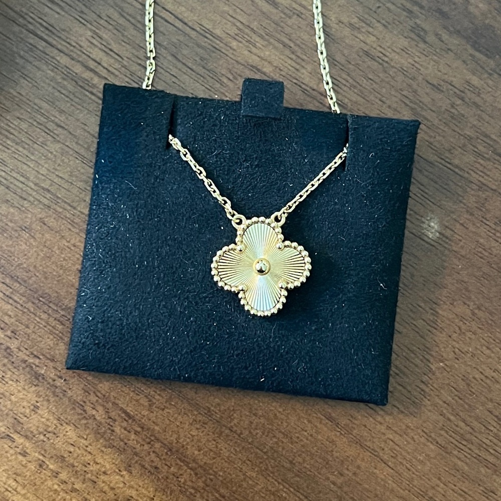 Van cleef vintage Alhambra necklace
